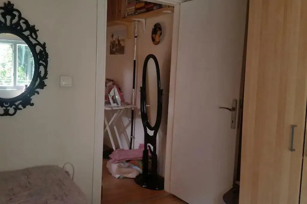 Eyuep 0*, Istanboel Turkije